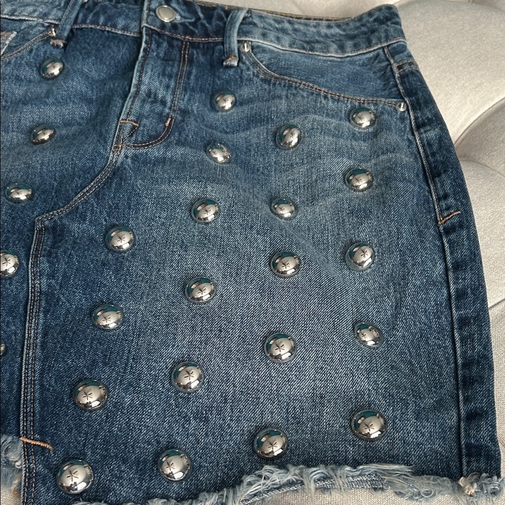 Good American Blue Denim Mini Skirt with Silver Accents - Picture 4 of 8